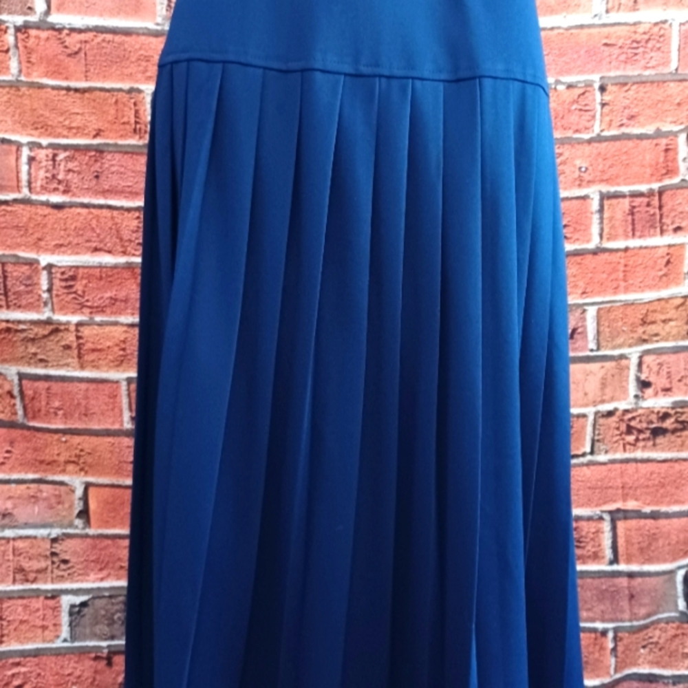 Vintage pleated skirt